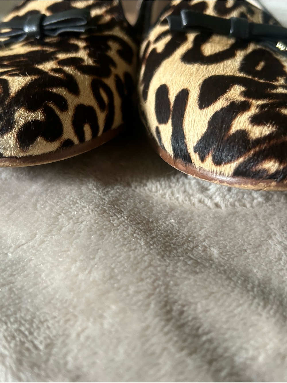 Louise et Cie Leopard-Print Loafers in Tan and Black with Bow Detail - Picture 7 of 8